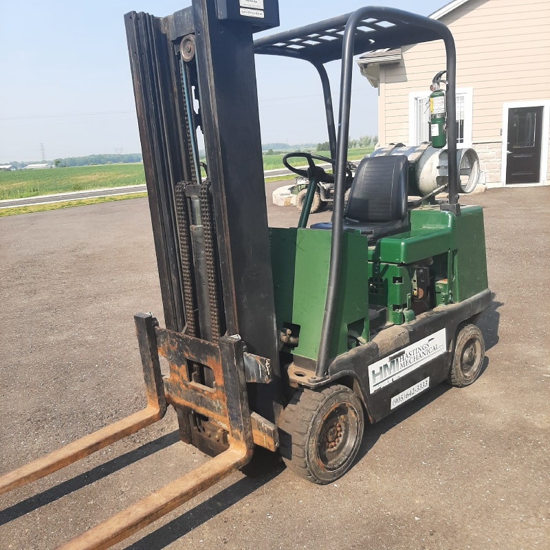 CATERPILLAR T40 FORKLIFT Heavy Equipment London Kijiji