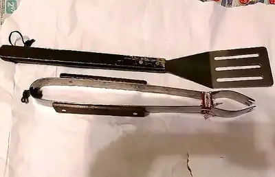 Barbecue tong and turner stainless steel wood handles,, View more