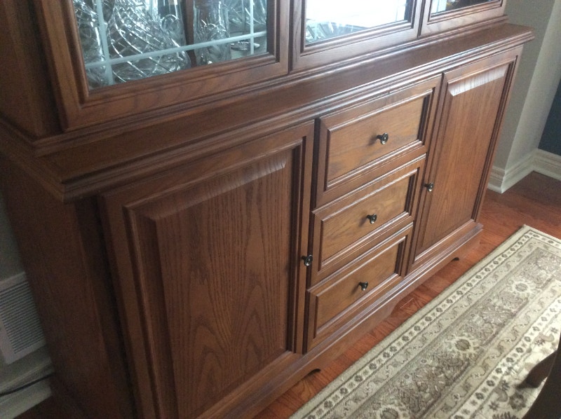 Solid Oak Dining Table Set w Storage Buffet / Hutch Dining Tables