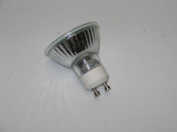 Used 50 / 35 Watt MR16 Halogen Flood Light bulbs