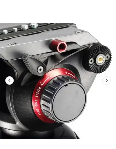 Pretty much brand new. Used 2 times Variable Fluid Drag System on PAN and TILT movements 4-step coun...