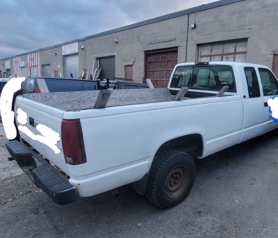 Chevrolet extended cab with 8' box