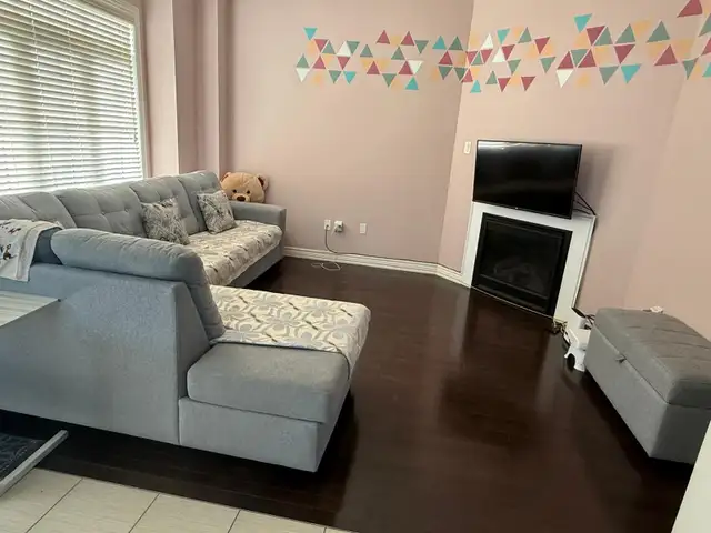 PRIVATE / Shared ROOM for Rent for GIRL, BRAMPTON63815787501699122