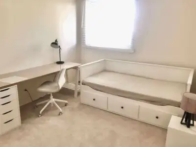 Room for rent near mount royal university