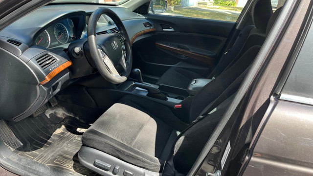 Honda Accord in Cars & Trucks in Ottawa - Image 3