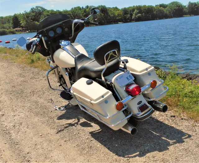 2008 HARLEY DAVIDSON FLHTP Electro Glide Motorcycle in Street, Cruisers & Choppers in Ottawa - Image 7