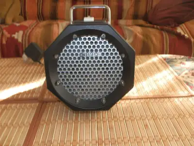 Yamaha PDX-11 Portable Speaker AUX Port IPOD Dock Vintage Yamaha PDX-11 Portable Speaker AUX-IPOD, M...