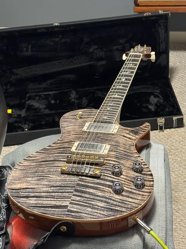 PRS McCarty 594 10 top  in Guitars in St. Albert - Image 8
