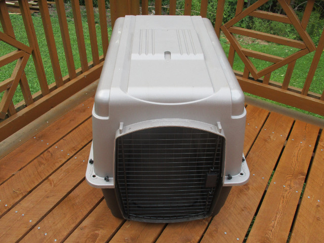 LARGE Size Pet Carrier--Like New! in Accessories in New Glasgow