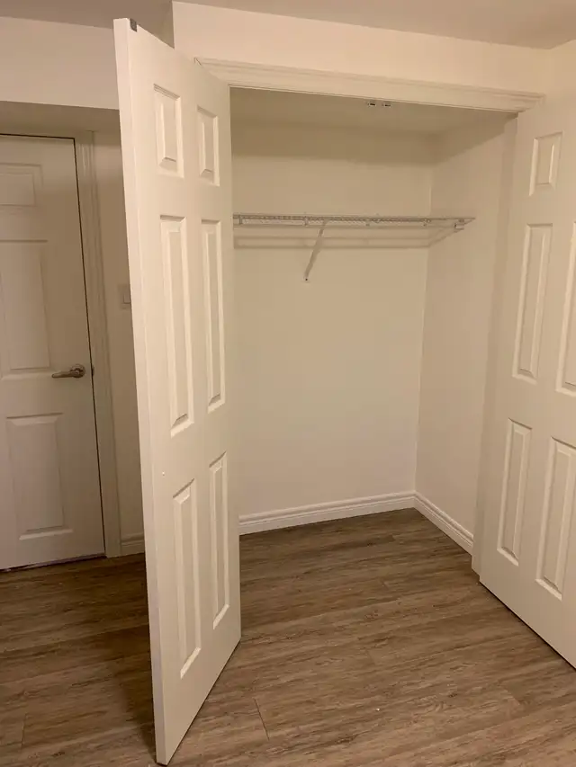 Quiet, legal basement bedroom for rent in Room Rentals & Roommates in Guelph - Image 6
