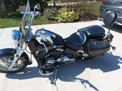 2007 V-Star 650 for sale, low KM, ready to ride. Well maintained, leather saddlebags, heel-toe shift...