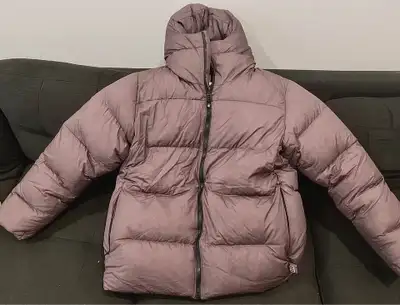 Aritzia Super Puff 1000 Jacket, View more