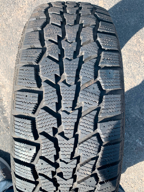215/65R/16 Hercules Avalanche RT winter tires in Tires & Rims in Bedford - Image 3