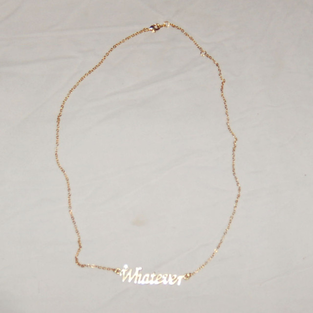 $20 Vintage 1980's or 1990's gold tone Whatever necklace dans Bijoux et montres  à Sudbury