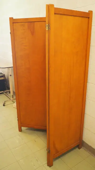 Paravent en bois vintage, View more