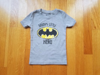 Brand New - Daddy's Little Hero Batman T-Shirt, Size 5T