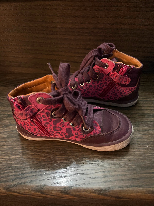 Geox girls toddler shoes sz 8.5 EUC Toronto or Vaughan Ret $120 in Other in City of Toronto