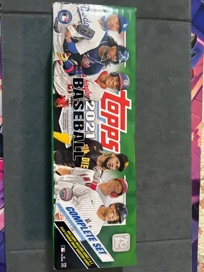 2021 Topps Baseball Complete Set - Gold Star Parallel, View more