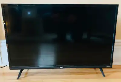 TCL - Roku TV 32 inch
