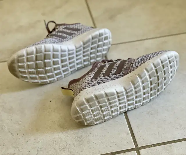 ADIDAS Women’s Lite Racer Reborn Running Shoe Size 7.5 in Women's - Shoes in Kitchener / Waterloo - Image 3