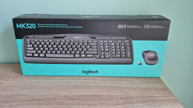 Logitech MK320 Wireless Keyboard and Mouse Bundle64840236235139120