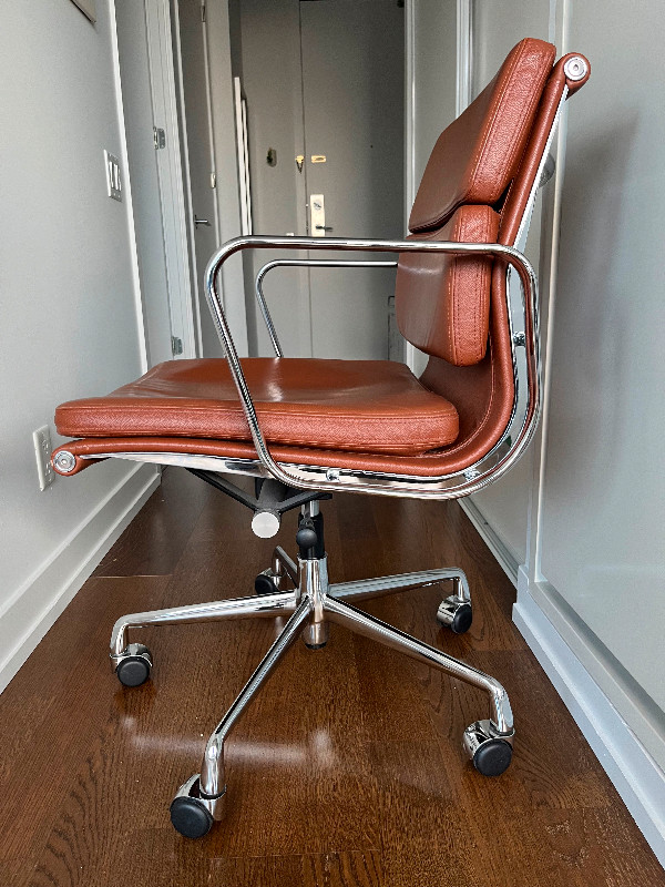 Eames Desk Chair in Chairs & Recliners in City of Toronto