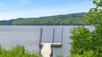 Cottage Rental Waterfront, View more