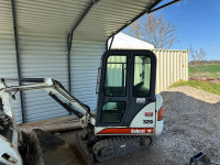 BobCat 320 Mini excavator 