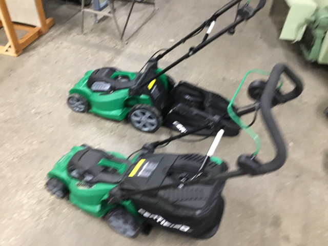 Electric corded lawnmower 2in1  10A 14” & 12A 17”  like New in Lawnmowers & Leaf Blowers in City of Toronto - Image 2