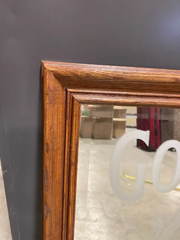 Vintage Gordon's  London    Dry Gin Advertising Mirror in Arts & Collectibles in Calgary - Image 6