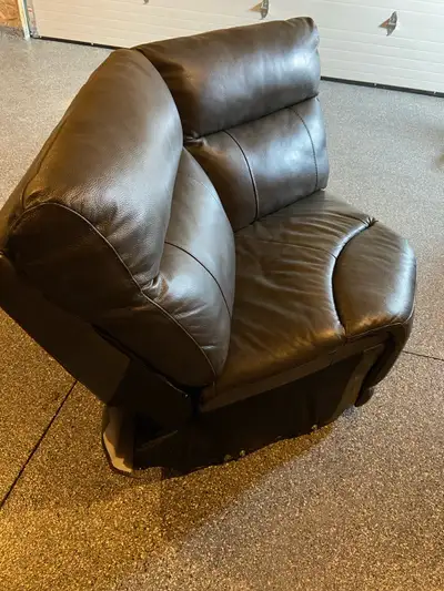 Free Couch Piece 