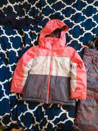 Winter jacket and snow pant, snow sute. Size 6 girls.