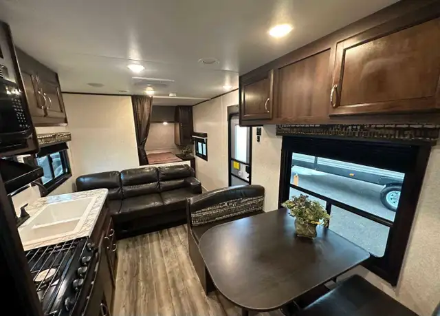 2018 Jayco Jay Flight 264BH in Travel Trailers & Campers in Bedford - Image 6