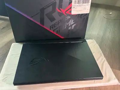 ASUS ROG Strix III Gaming Laptop – i7 / 16GB / GTX 1660 Ti, View more