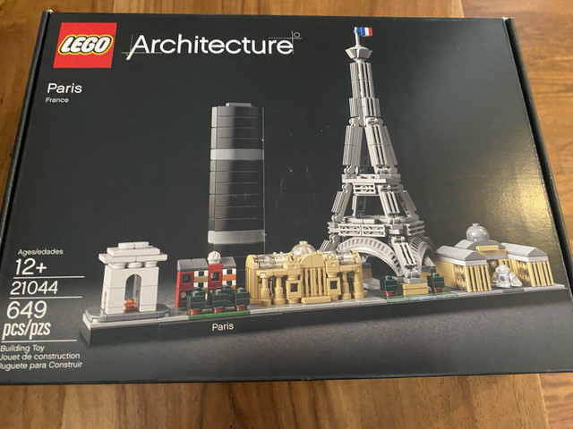 LEGO Architecture - Paris (21044) *NEW MISB* in Toys & Games in Markham / York Region