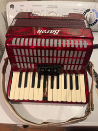 Accordéon Piano avec valise - Piano Accordion with box