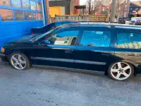 2004 Volvo V70R Part Out