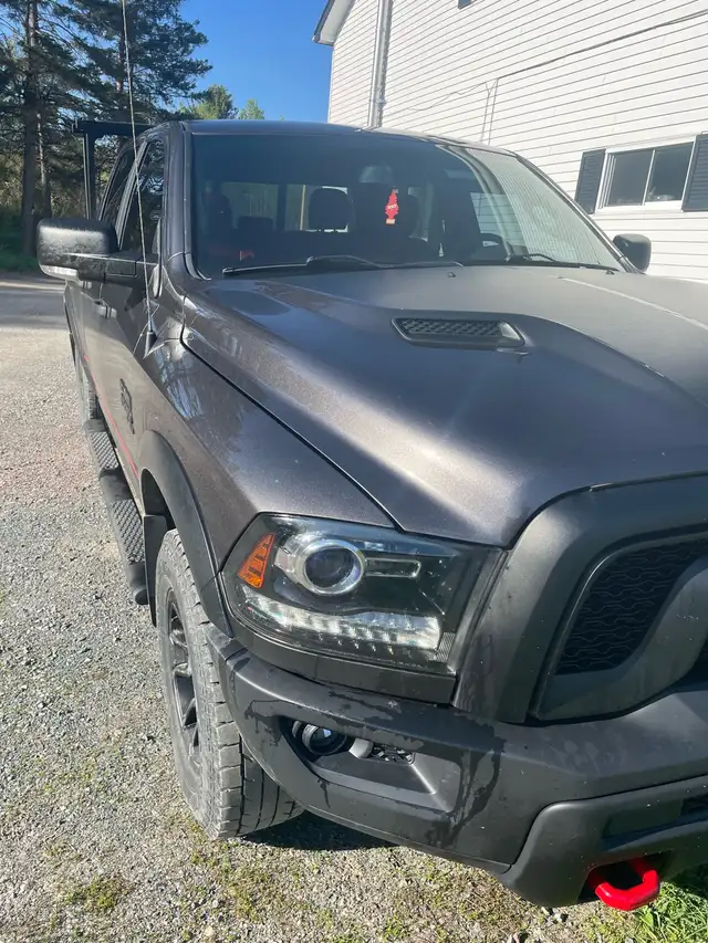 1500 Ram471399064278804481