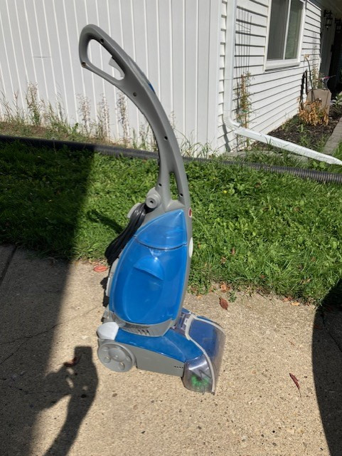 Hoover SteamVac Carpet Cleaner - used twice in Vacuums in Strathcona County - Image 4