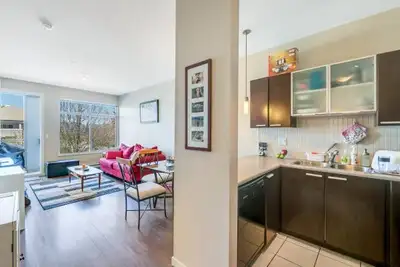 Spacious 1-bedroom apartment for rent near Surrey Central