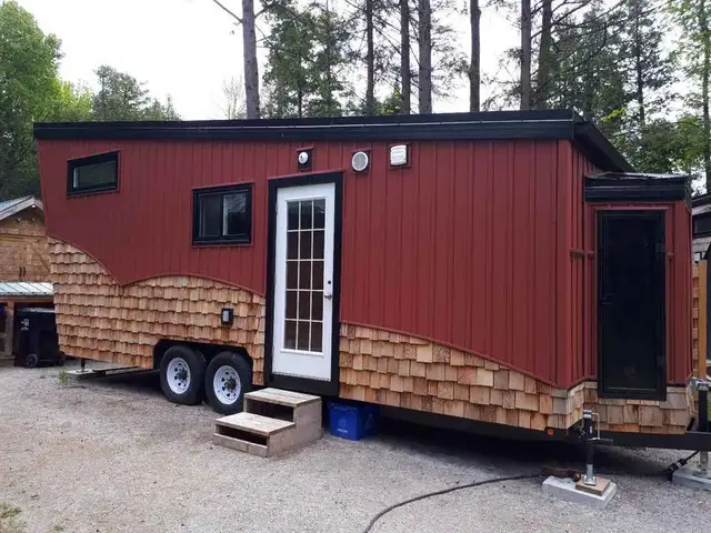 Custom 24' Tiny House on Wheels – Premium Build, Winterized