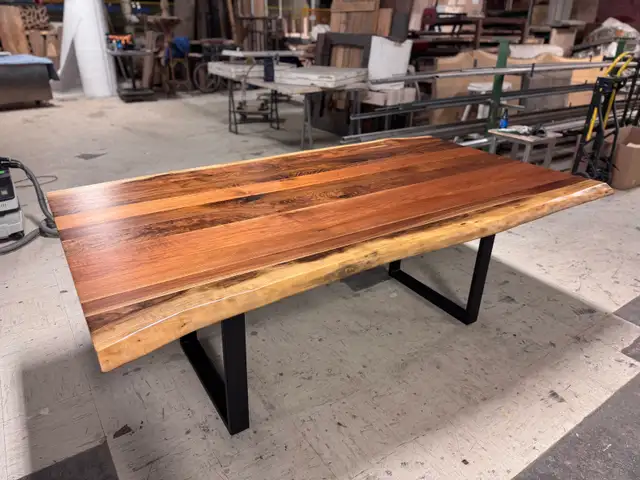 walnut dining table in Dining Tables & Sets in Mississauga / Peel Region - Image 11
