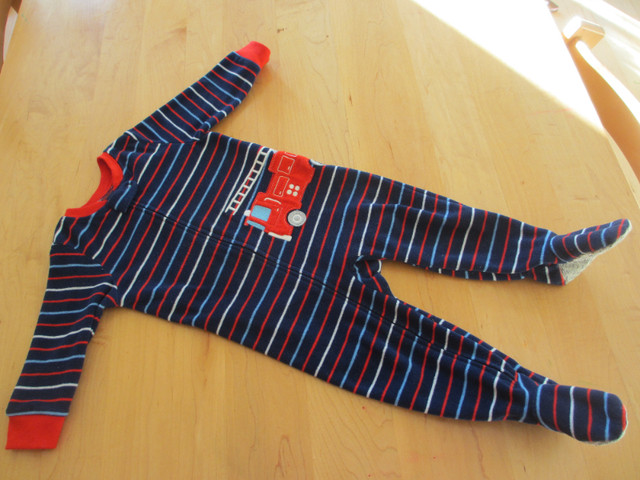 Pyjama en polar avec zip bébé garçon 12 mois (C346) dans Vêtements - 9 à 12 mois  à Ville de Montréal