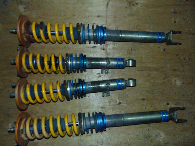 99 00 01 02 NISSAN SKYLINE R34 GT-R ADJUSTABLE COILOVERS SHOCKS dans Autres pièces et accessoires  à Ouest de l’Île - Image 2