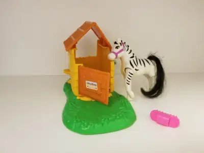 LPS Zoo Baby Zebra ($20): Missing items: zebra's leg, bale of hay and mouse Damaged: stickers on the...