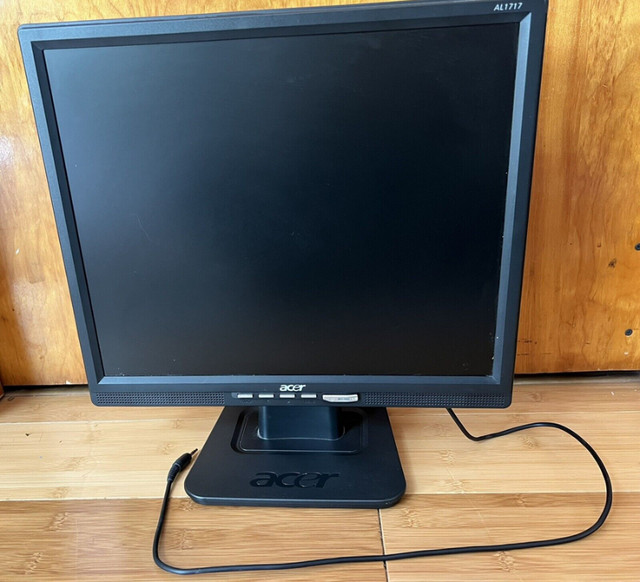 Acer AL1717 LCD Computer Monitor Screen - 17in 1280 x 1024 dans Moniteurs  à Ville de Montréal