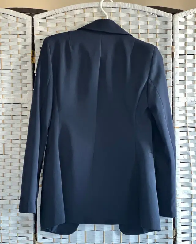 Blazer for women's in Women's - Tops & Outerwear in Mississauga / Peel Region - Image 3