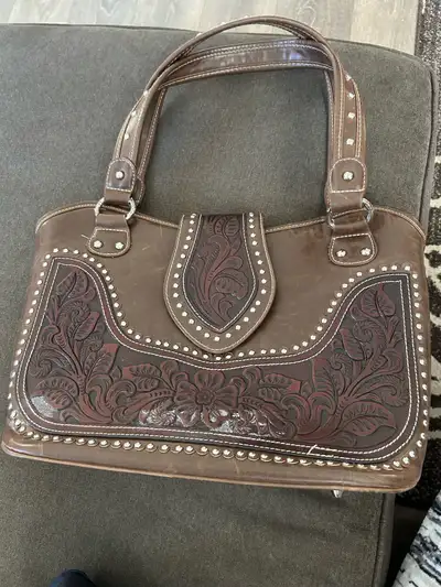 Ladies Leather handbag from Dallas Texas never used, View more