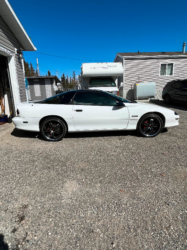 1997 Camaro SS for sale in Classic Cars in Whitehorse - Image 4