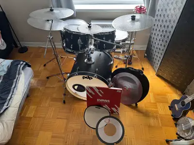 PDP (DW) Spectrum series 5 piece kit, cymbals, stands plus more, View more